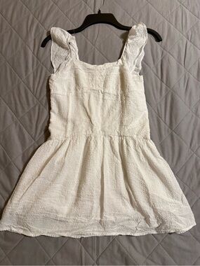 art class White Textured Smocked Top